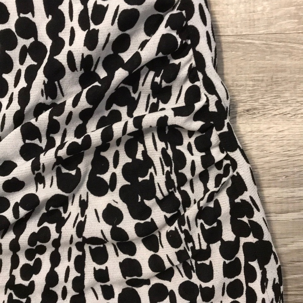 Amber Sun (Nordstrom) 3/4 sleeve blouse - Picture 4 of 7